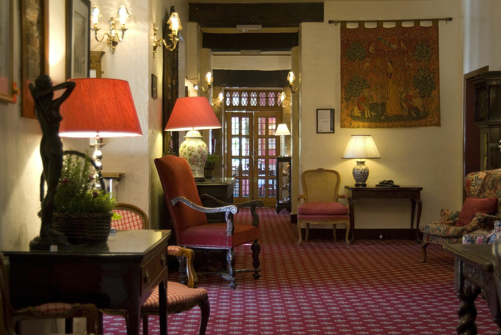 Castle Hotel 톤턴 내부 사진